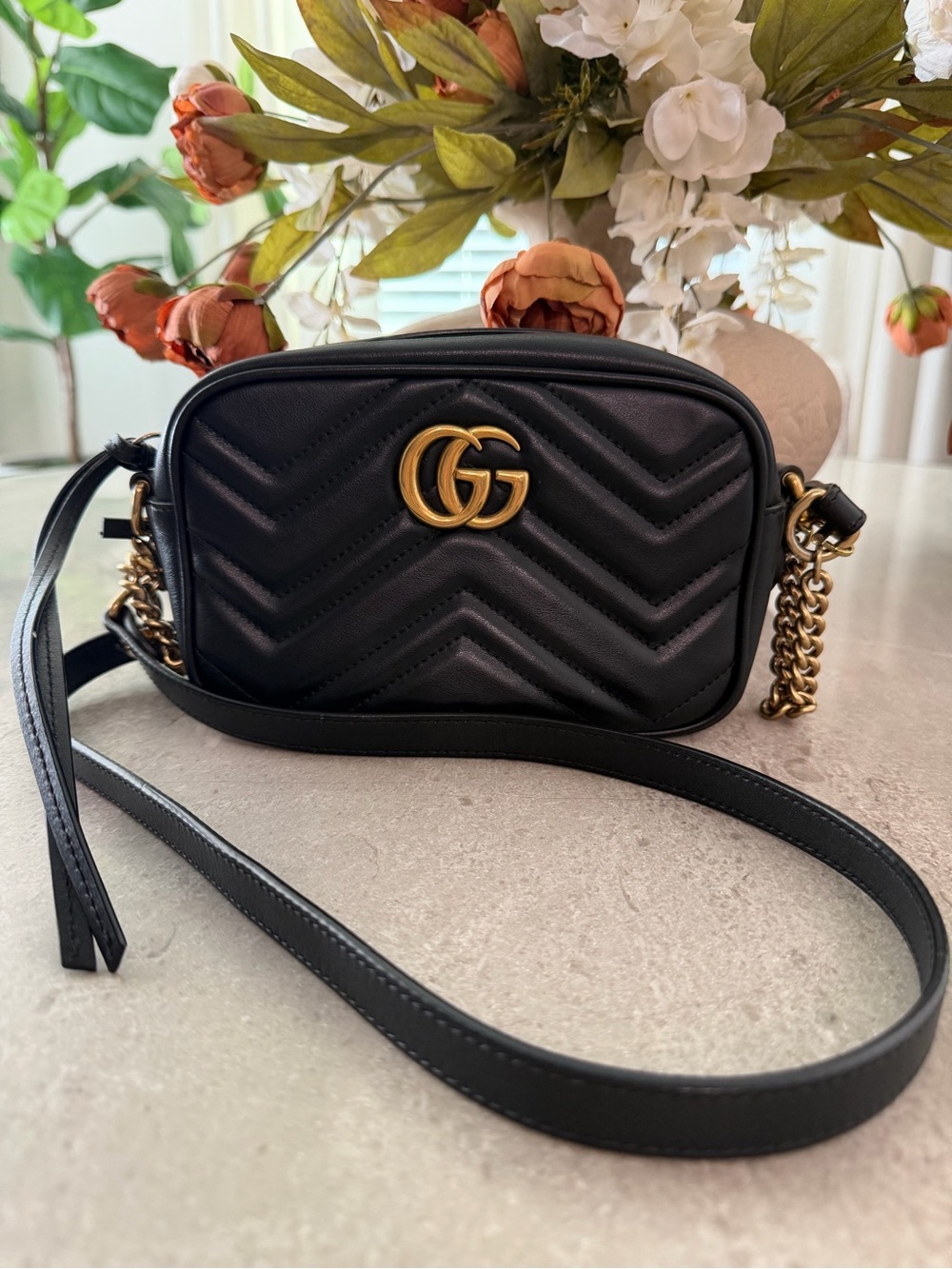 Gucci Black Chevron Matelassé Leather Crossbody Camera Bag with Gold Hardware